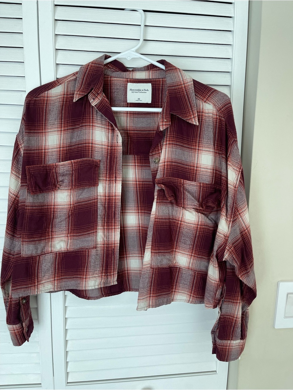 Abercrombie & Fitch Burgundy and Cream Plaid Button-Up Crop Shirt